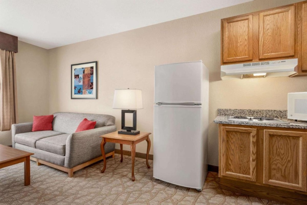 Room image 5